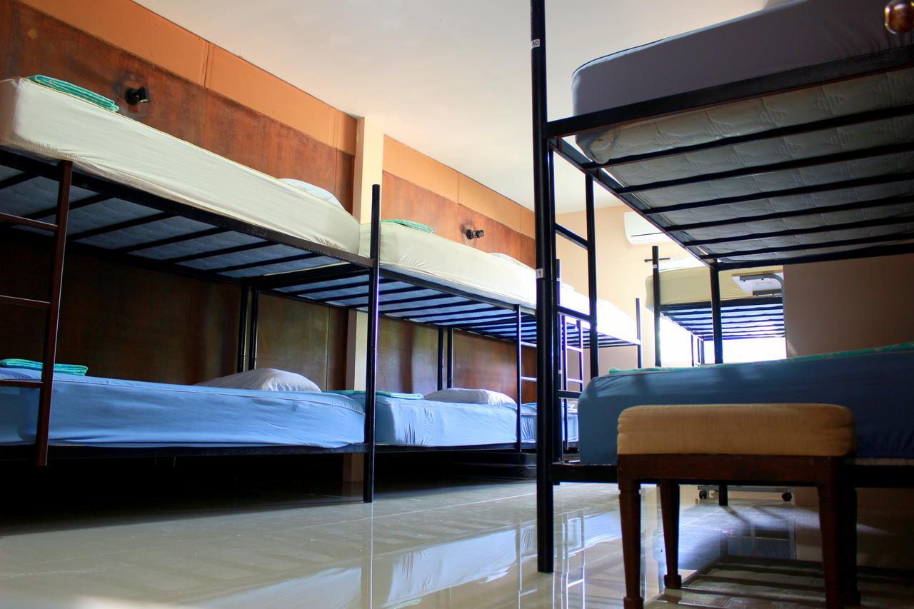 Love Station Hostel 帕岸岛 外观 照片