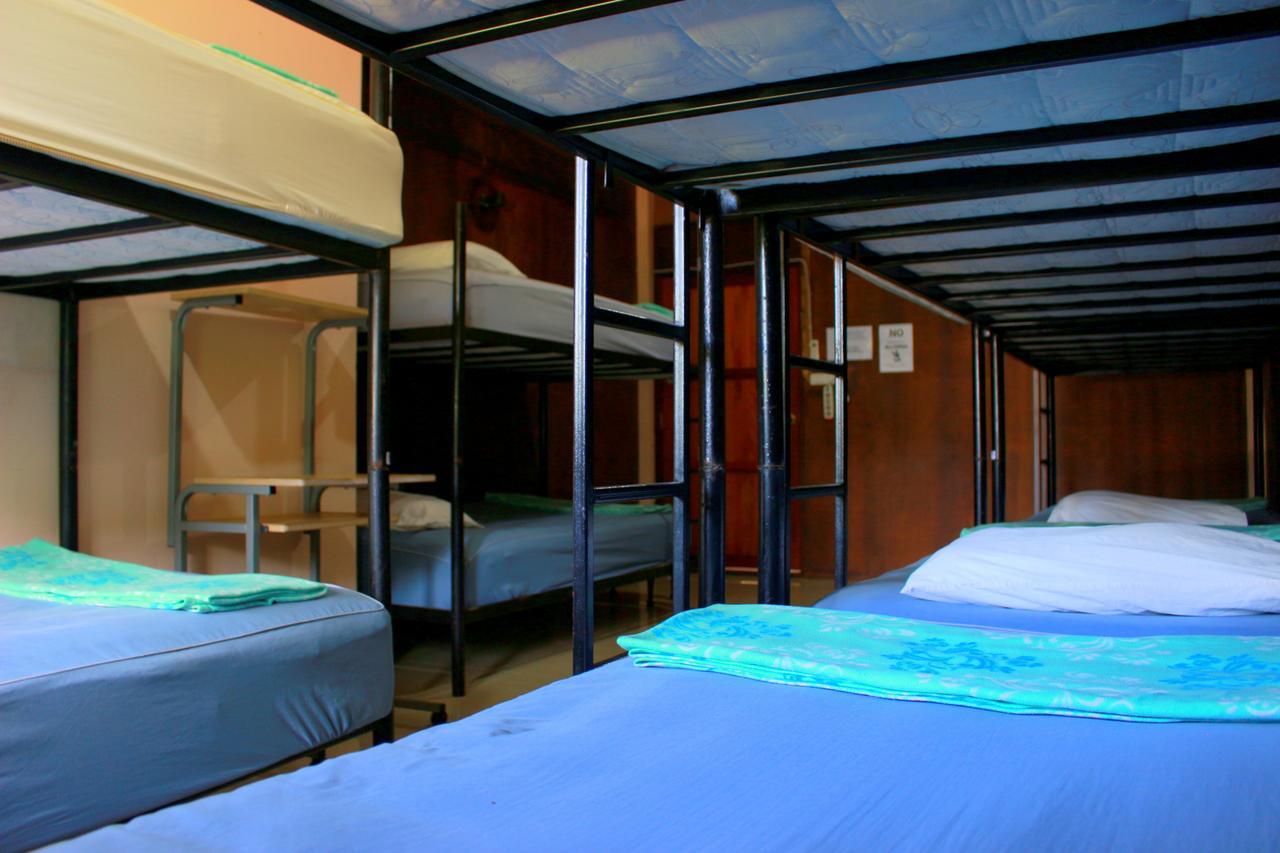 Love Station Hostel 帕岸岛 外观 照片