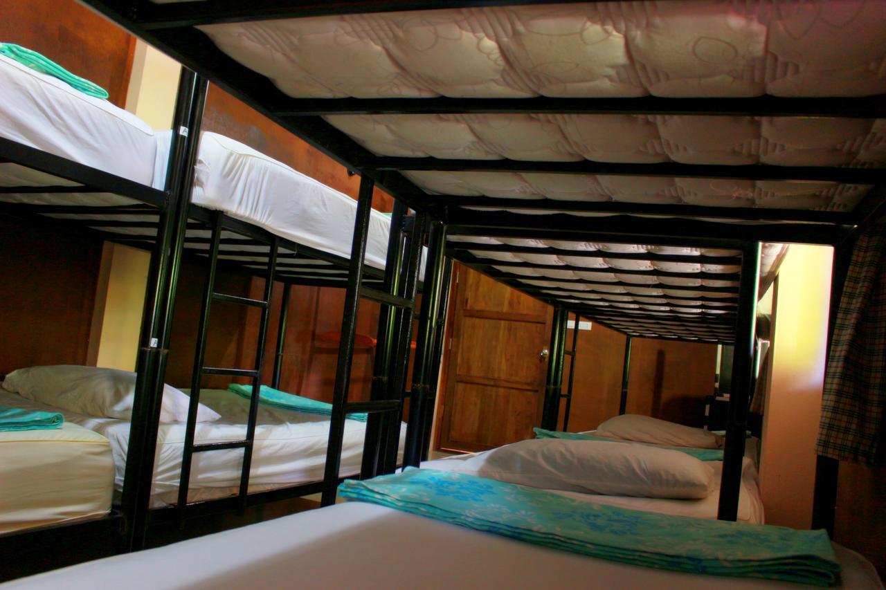 Love Station Hostel 帕岸岛 外观 照片